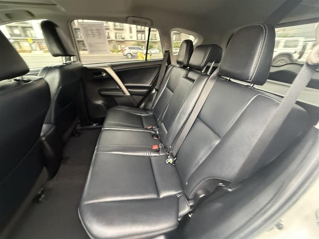 Toyota RAV4 Limited 2015