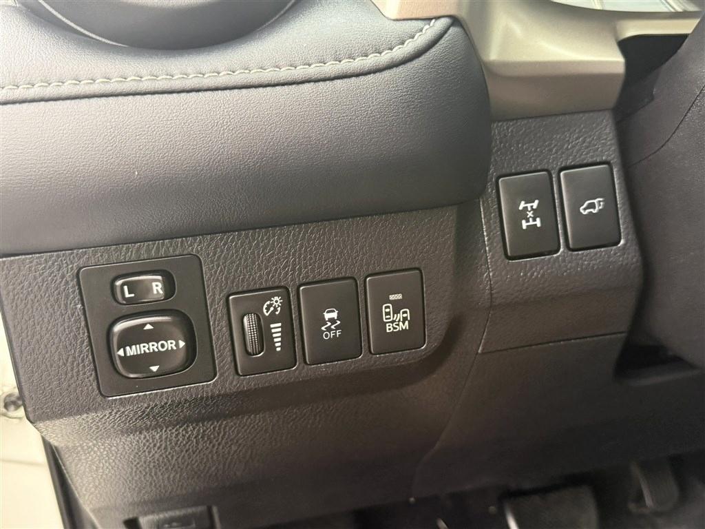 Toyota RAV4 Limited 2015