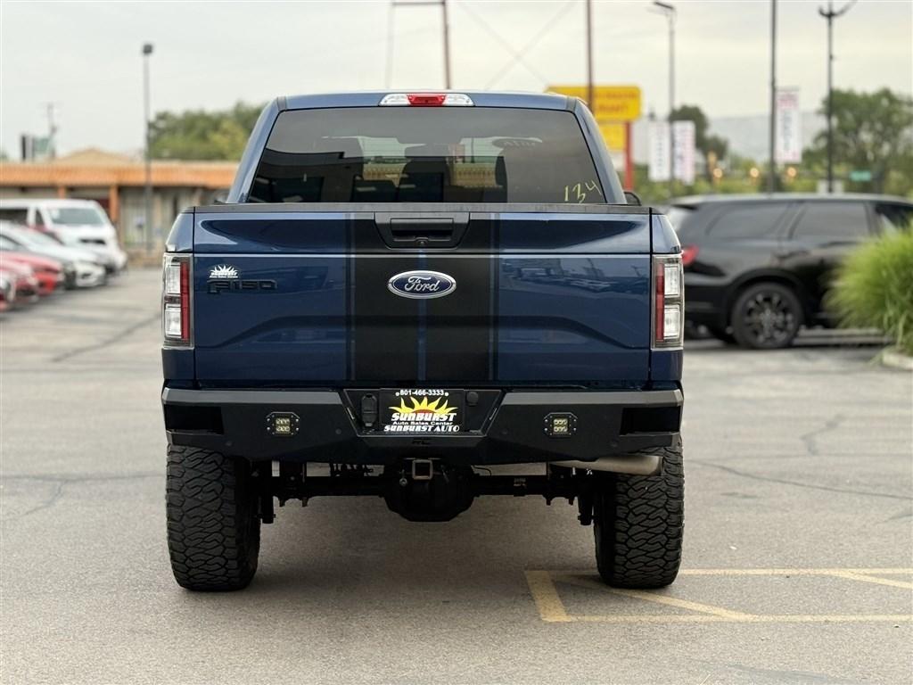 Ford F-150 4WD SuperCrew 145" Lariat 2016