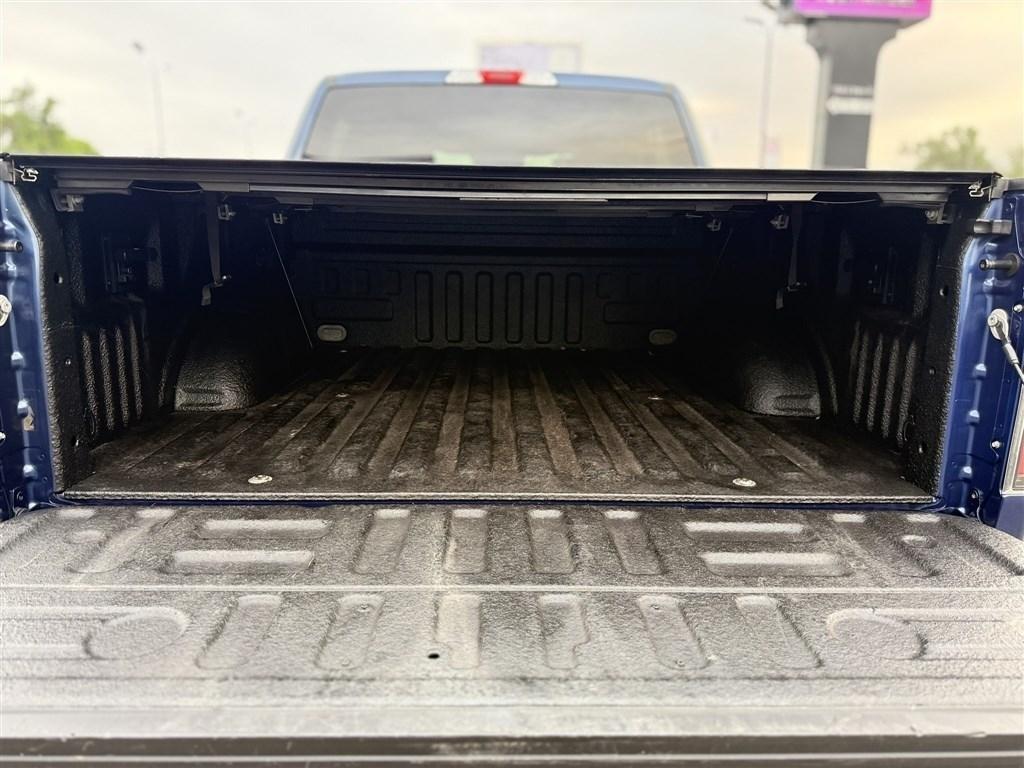 Ford F-150 4WD SuperCrew 145" Lariat 2016