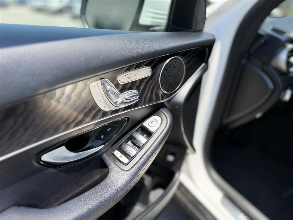 Mercedes-Benz GLC GLC 300 4MATIC SUV 2018