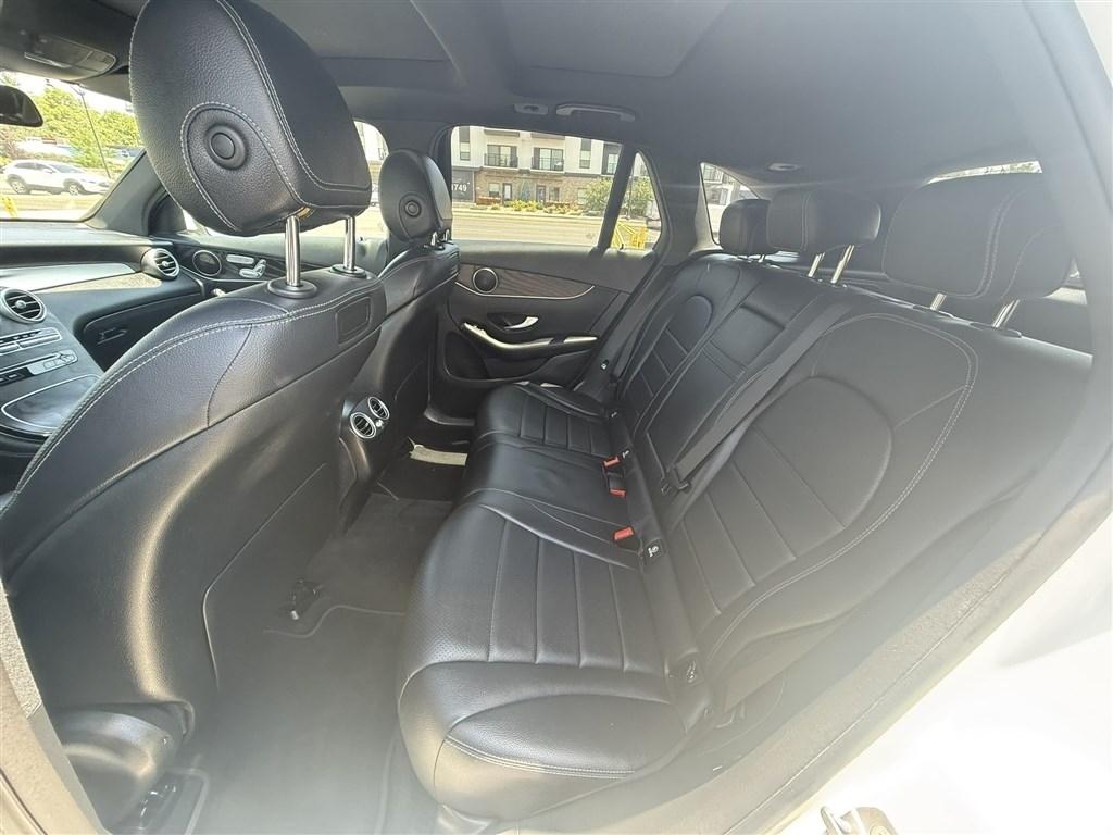 Mercedes-Benz GLC GLC 300 4MATIC SUV 2018