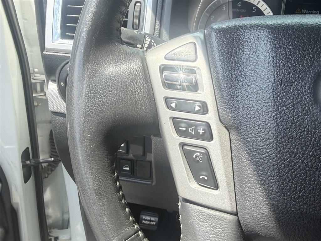 Nissan Titan 4x4 King Cab PRO-4X 2017