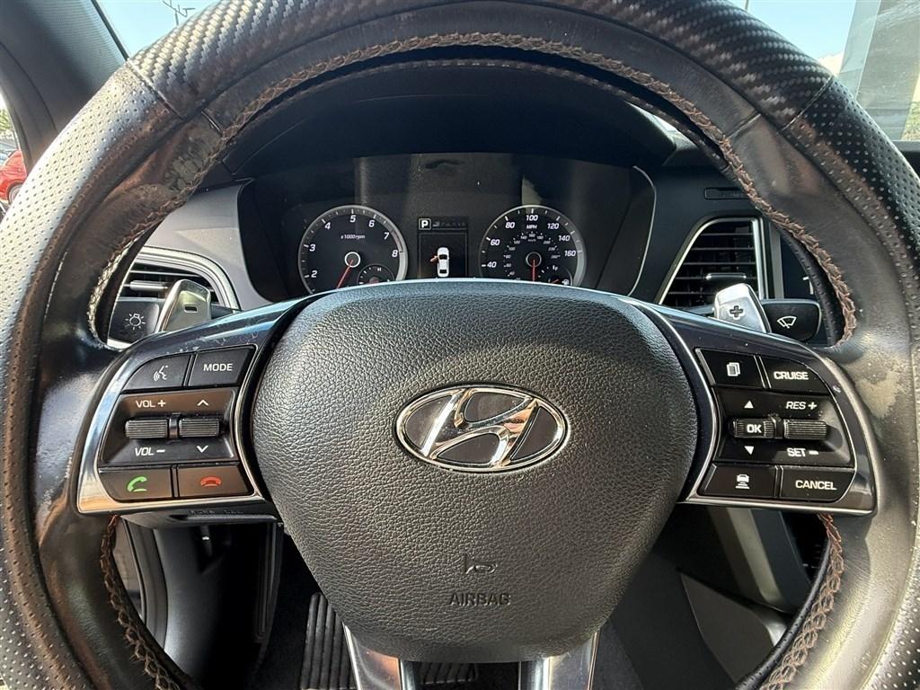 Hyundai Sonata 4dr Sdn 2.0T Limited 2015