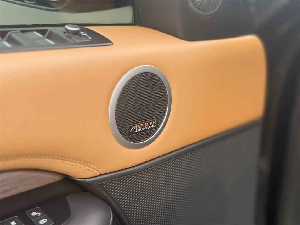 Land Rover Discovery HSE Luxury V6 Supercharged 2019