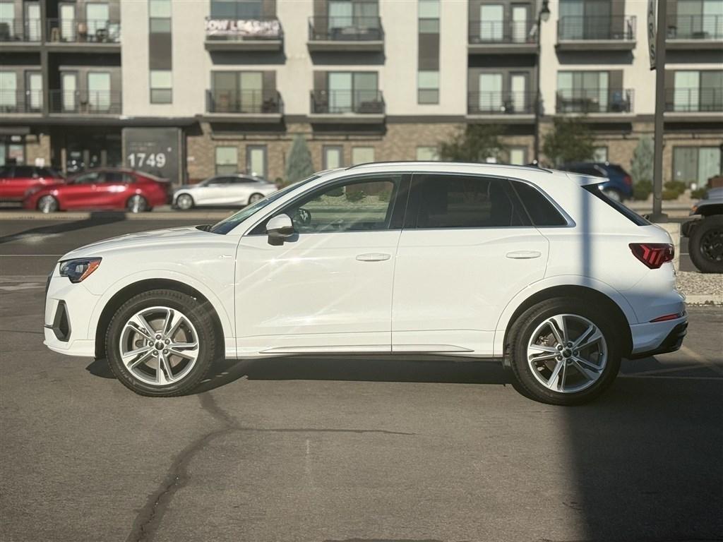Audi Q3 S line Premium 45 TFSI quattro 2021