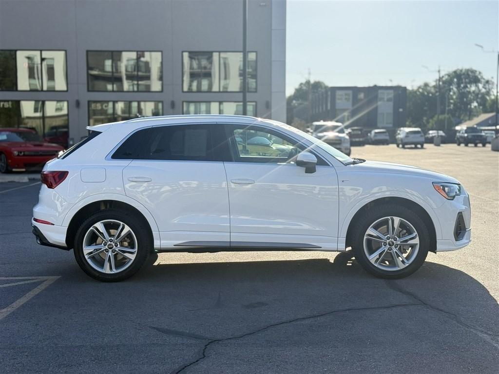 Audi Q3 S line Premium 45 TFSI quattro 2021
