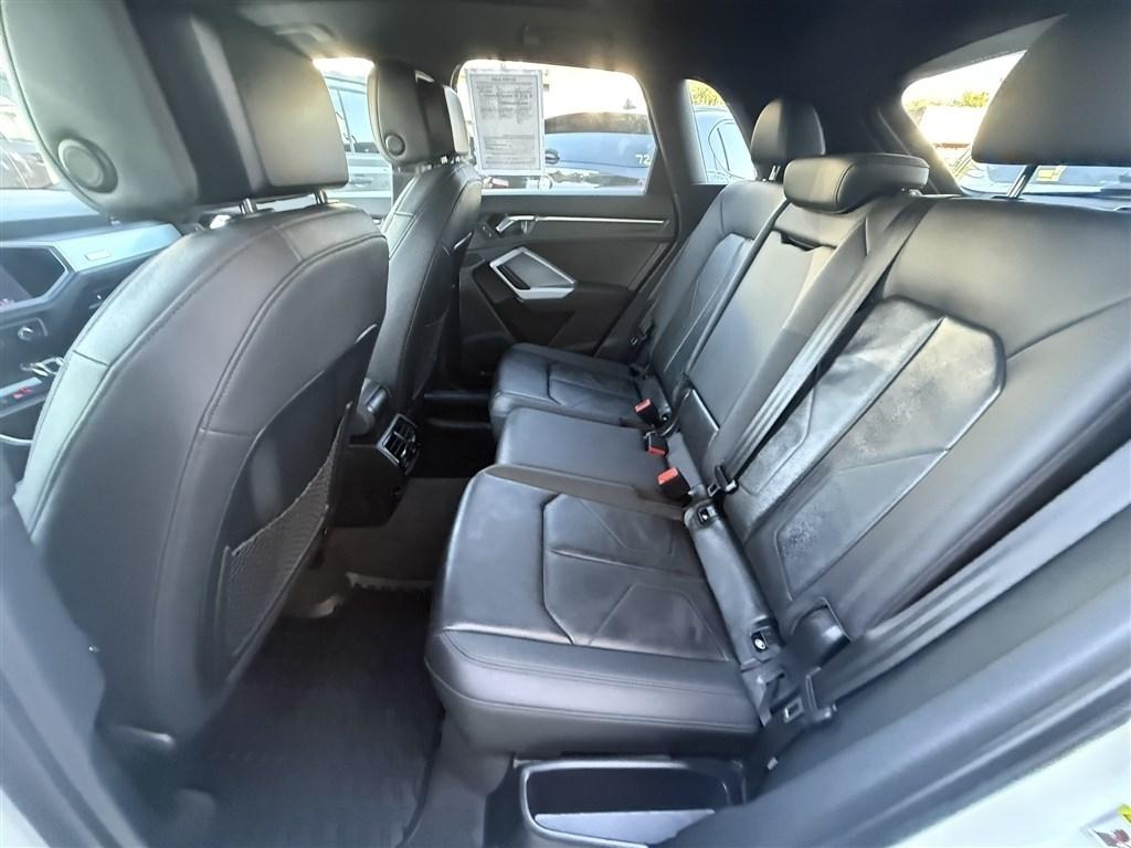 Audi Q3 S line Premium 45 TFSI quattro 2021
