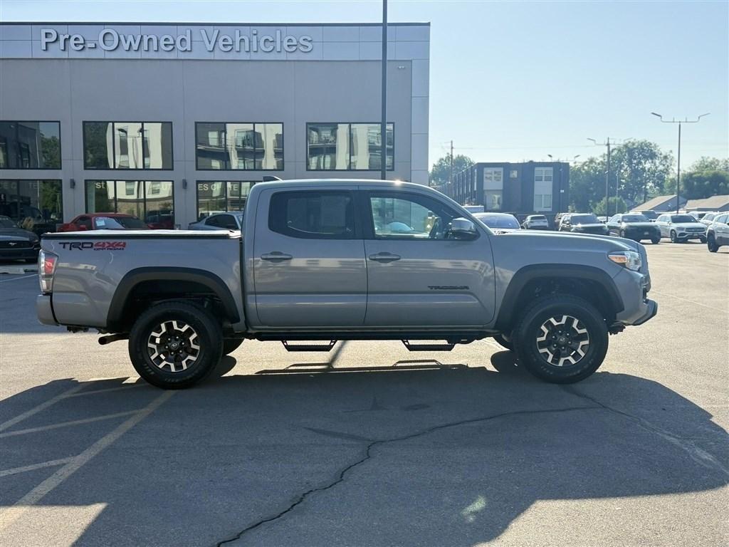 Toyota Tacoma 4WD TRD Off Road Double Cab 5' Bed V6 MT (Natl) 2021