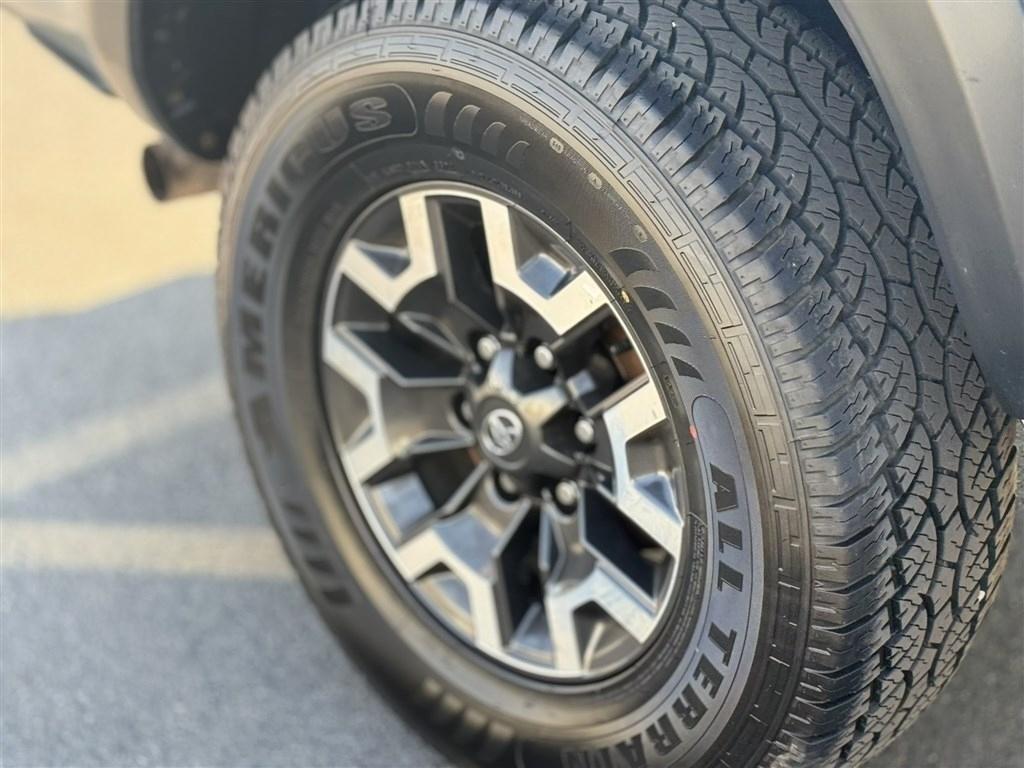 Toyota Tacoma 4WD TRD Off Road Double Cab 5' Bed V6 MT (Natl) 2021