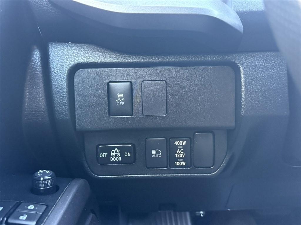 Toyota Tacoma 4WD TRD Off Road Double Cab 5' Bed V6 MT (Natl) 2021