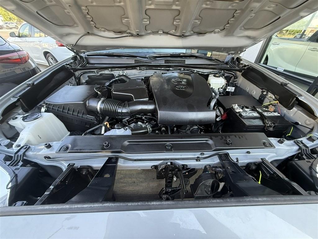 Toyota Tacoma 4WD TRD Off Road Double Cab 5' Bed V6 MT (Natl) 2021