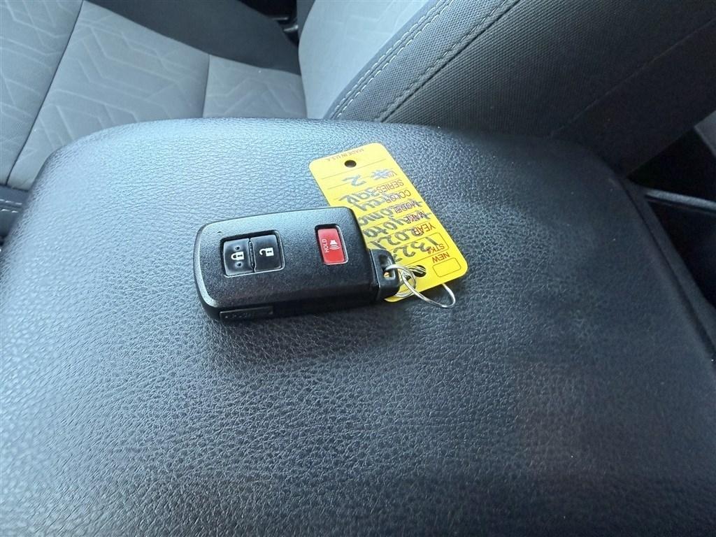 Toyota Tacoma 4WD TRD Off Road Double Cab 5' Bed V6 MT (Natl) 2021