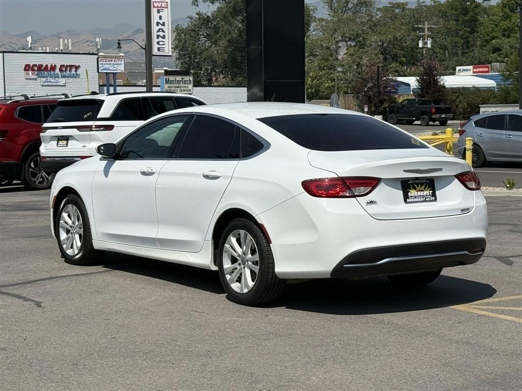 Chrysler 200 Limited FWD 2016