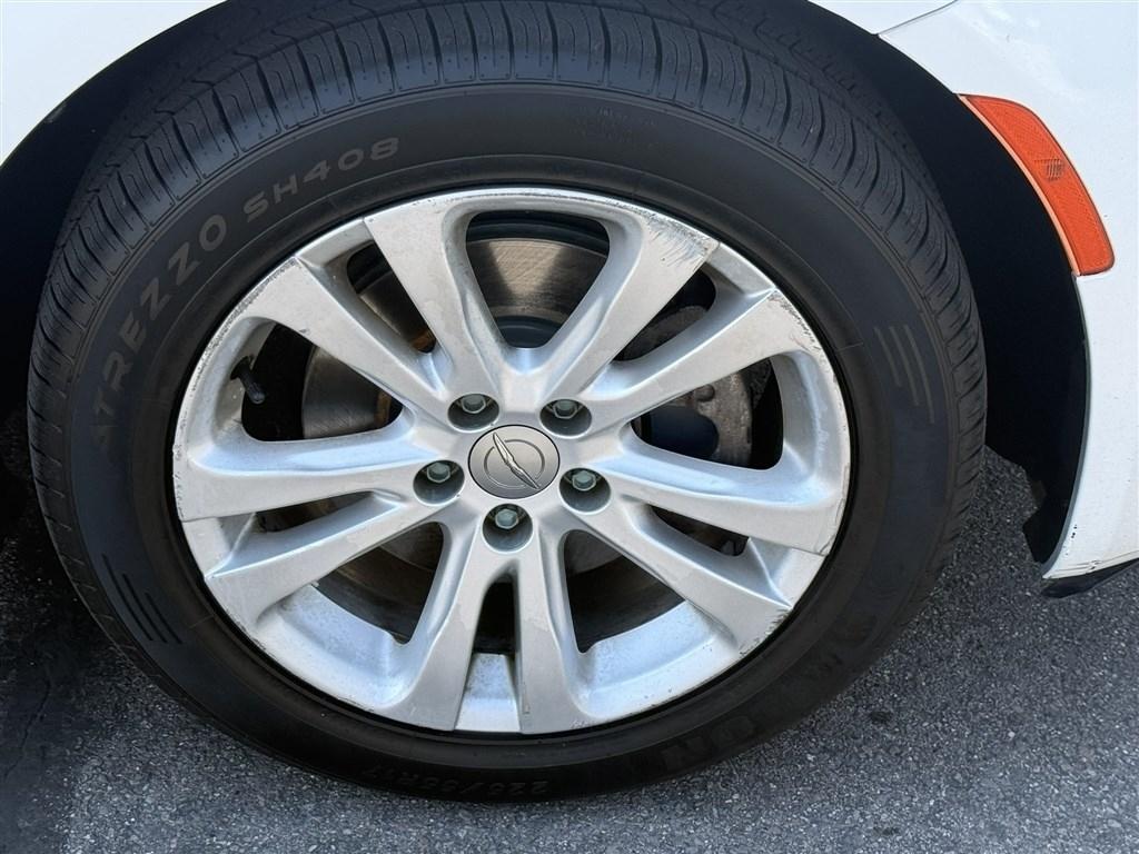 Chrysler 200 Limited FWD 2016