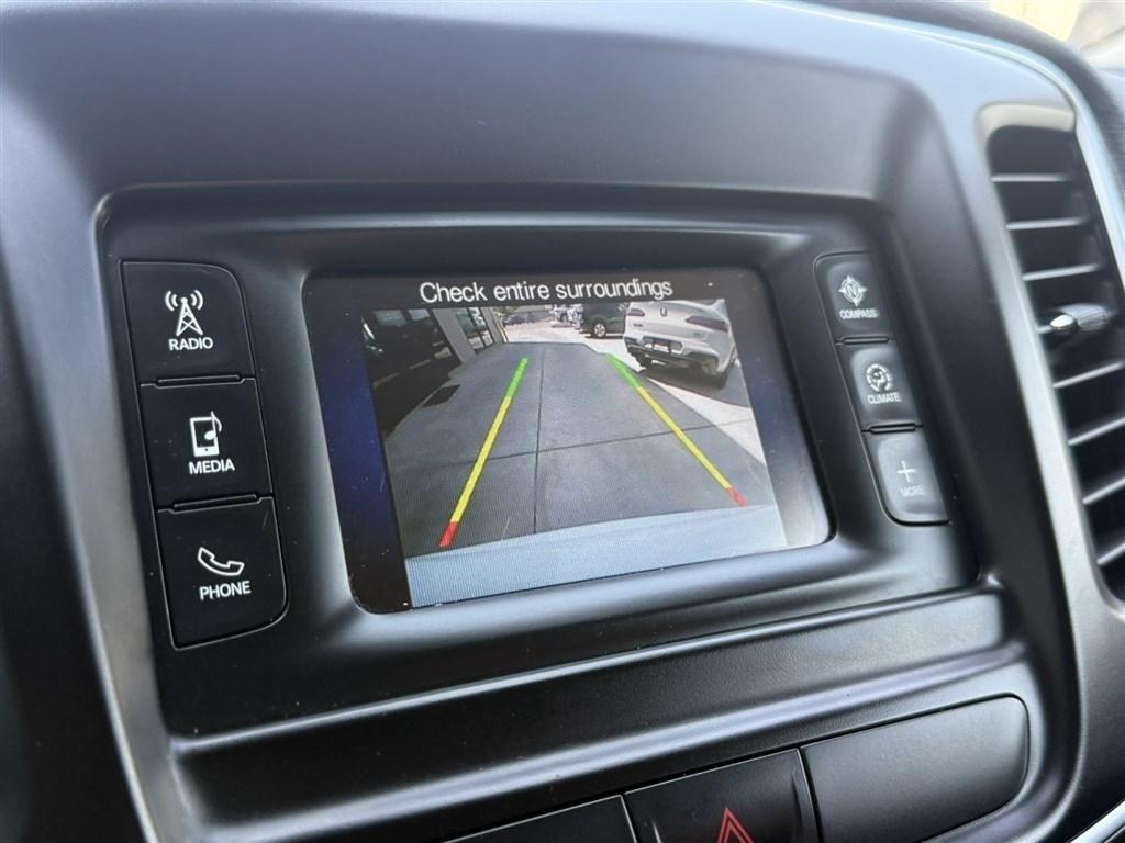 Chrysler 200 Limited FWD 2016