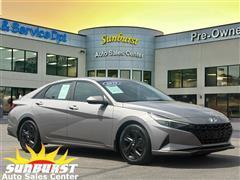 2022 Hyundai Elantra 