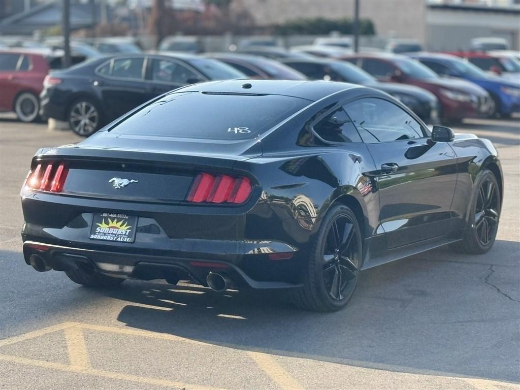 Ford Mustang EcoBoost Coupe 2015
