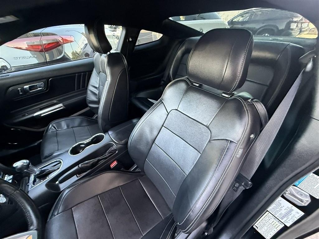 Ford Mustang EcoBoost Coupe 2015