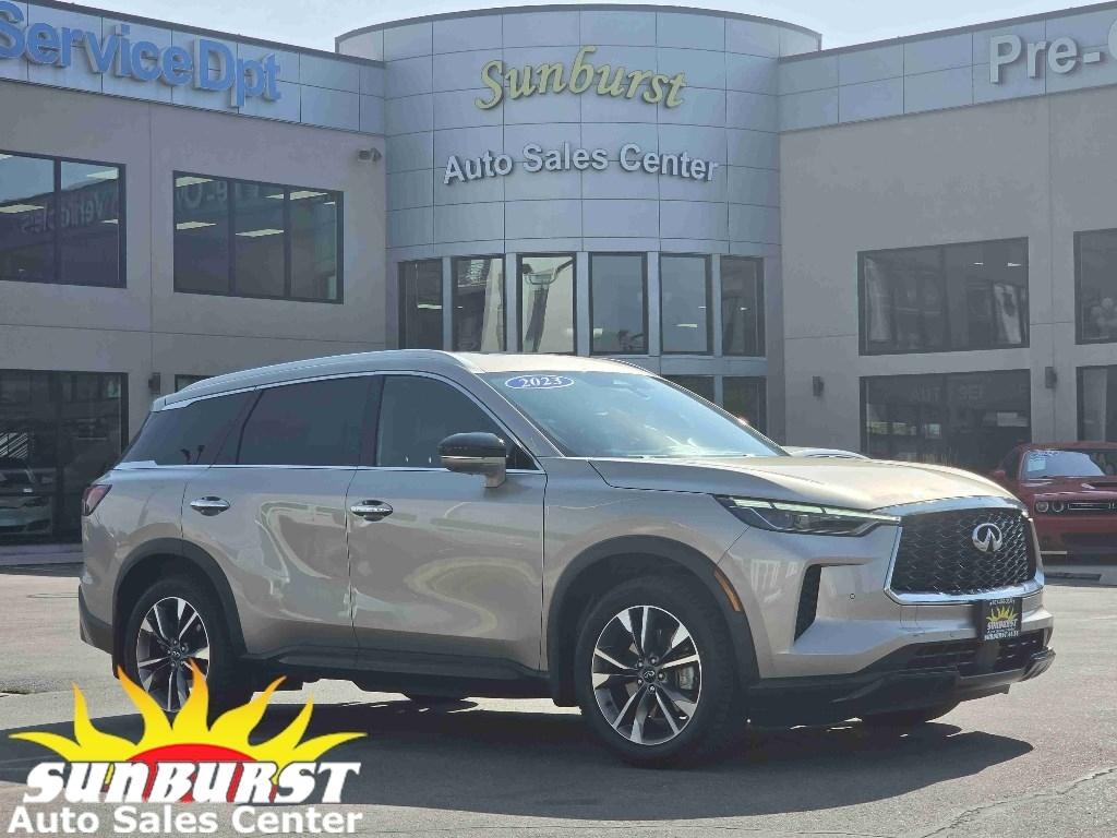 2023 Infiniti QX60 LUXE AWD