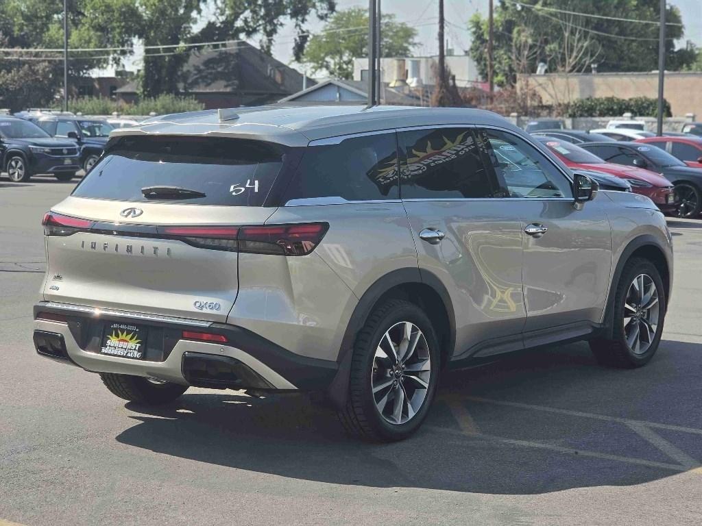 Infiniti QX60 LUXE AWD 2023