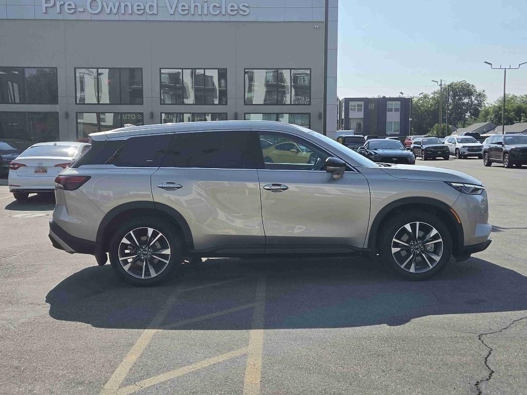 Infiniti QX60 LUXE AWD 2023