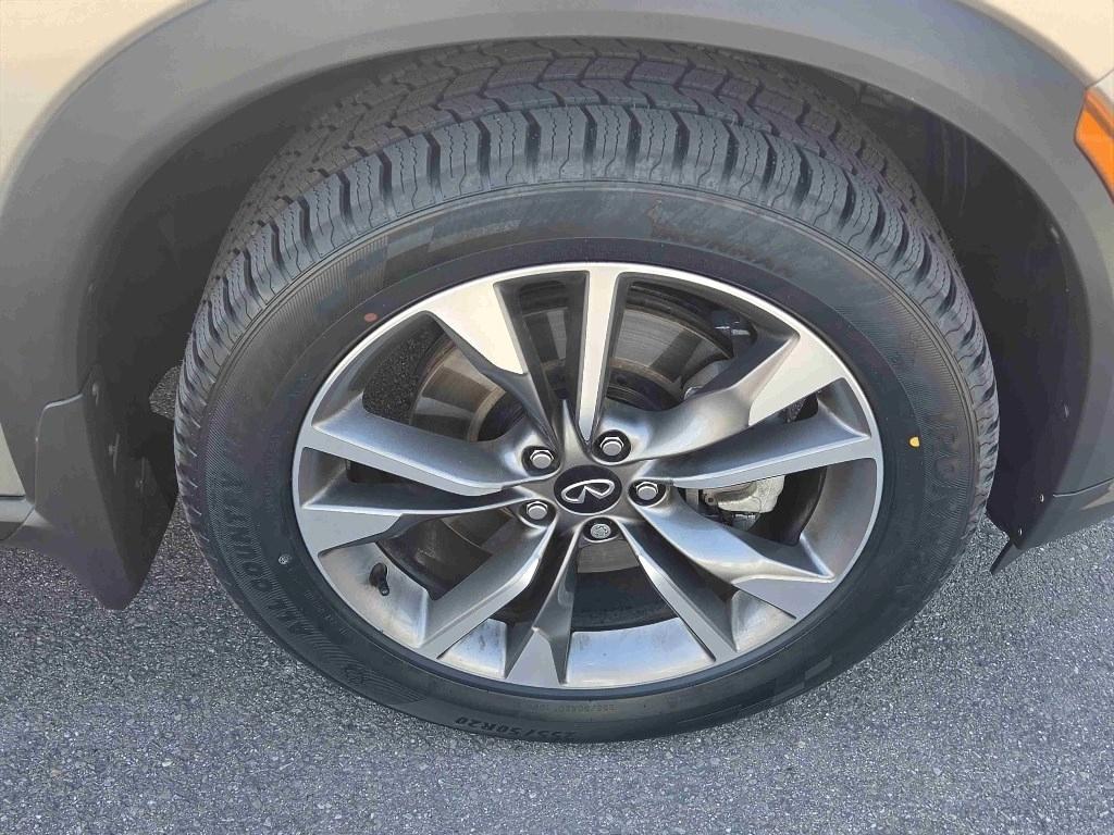 Infiniti QX60 LUXE AWD 2023