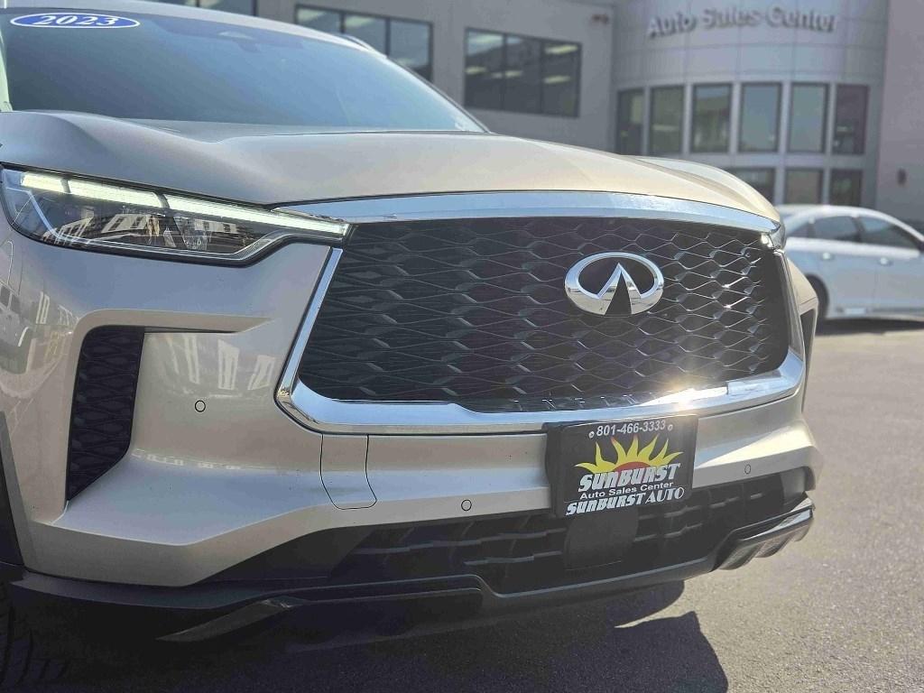 Infiniti QX60 LUXE AWD 2023