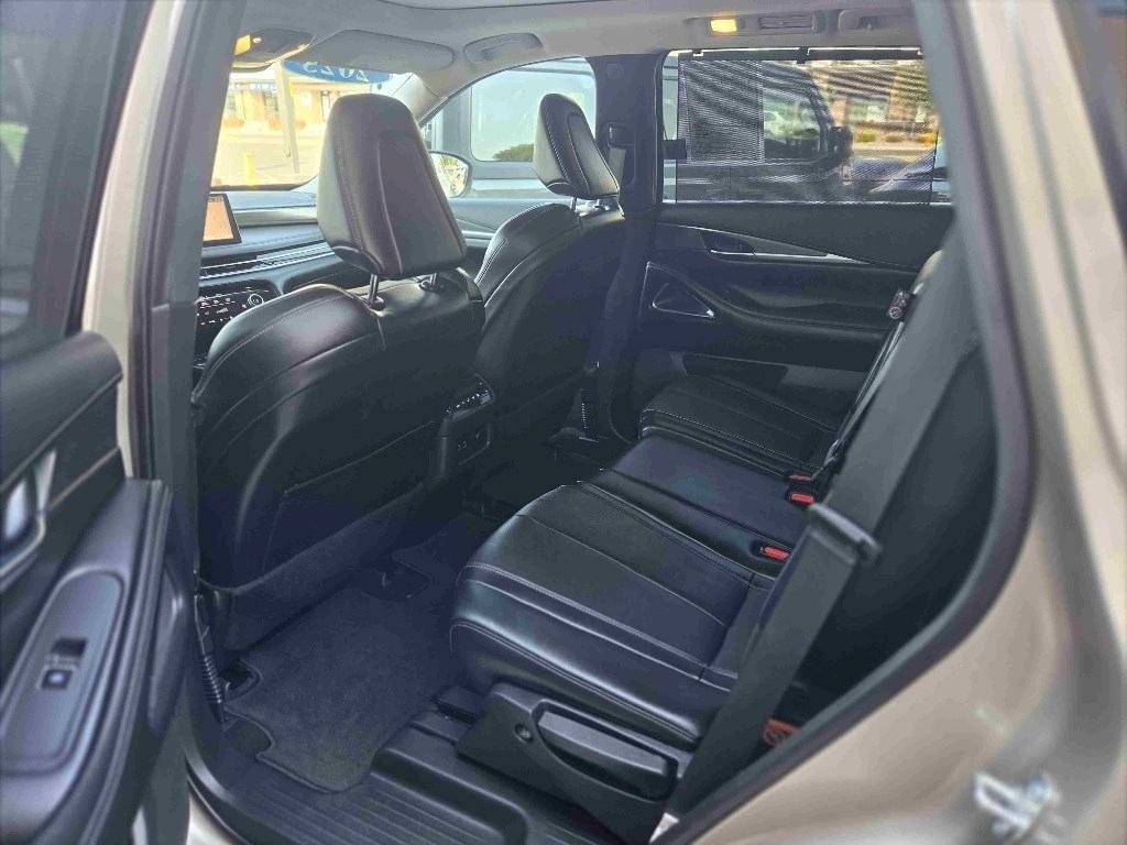 Infiniti QX60 LUXE AWD 2023