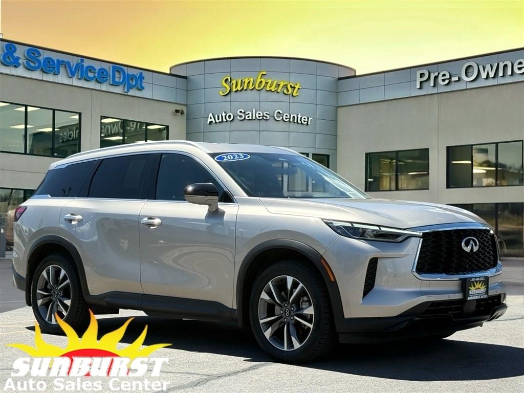 2023 Infiniti QX60 LUXE AWD