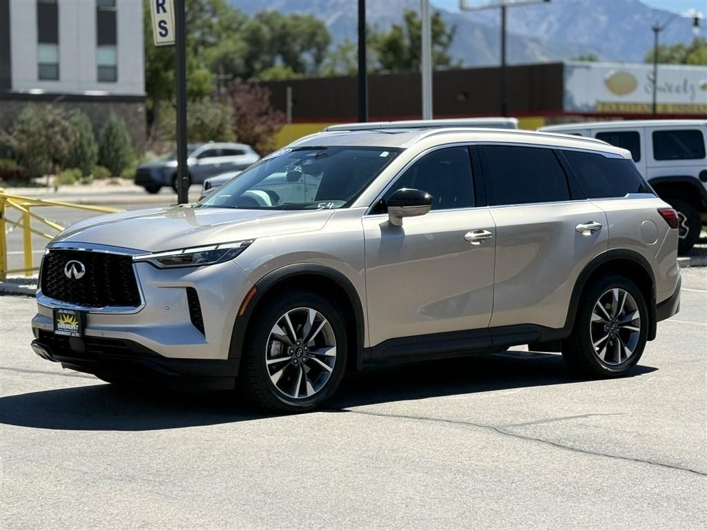 Infiniti QX60 LUXE AWD 2023