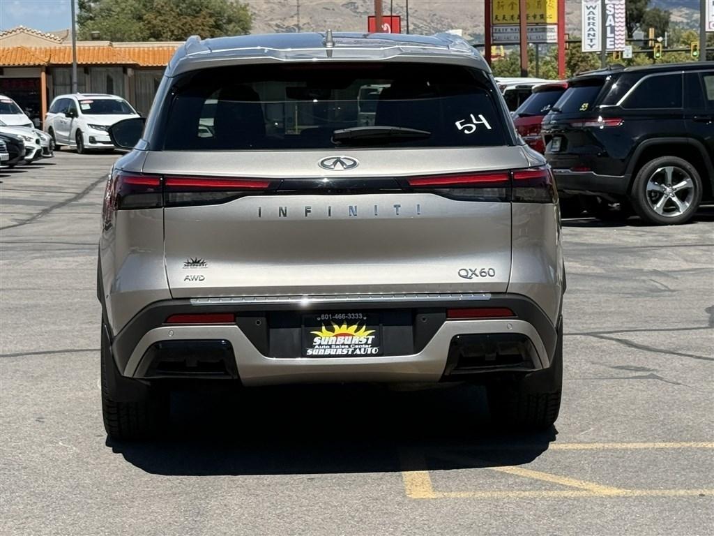 Infiniti QX60 LUXE AWD 2023