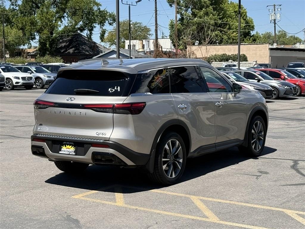 Infiniti QX60 LUXE AWD 2023