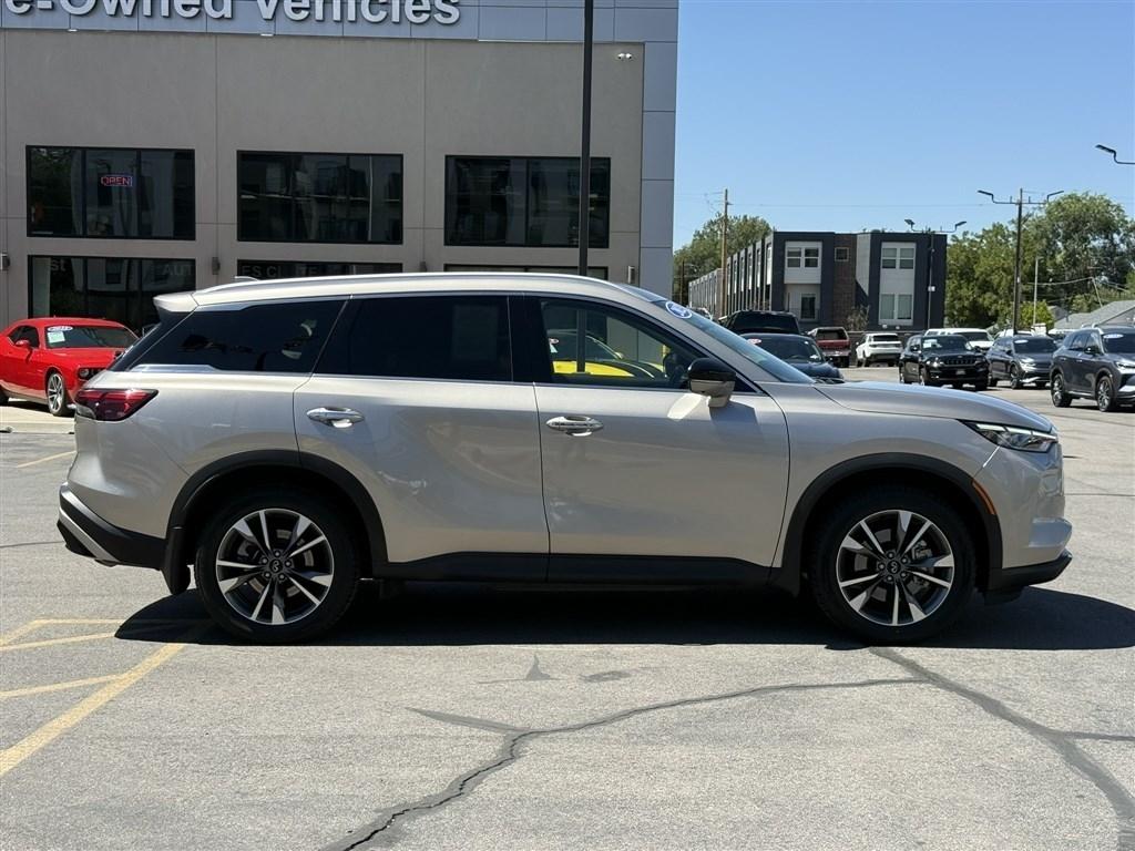 Infiniti QX60 LUXE AWD 2023