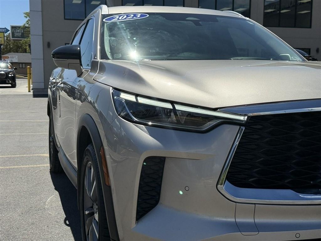 Infiniti QX60 LUXE AWD 2023