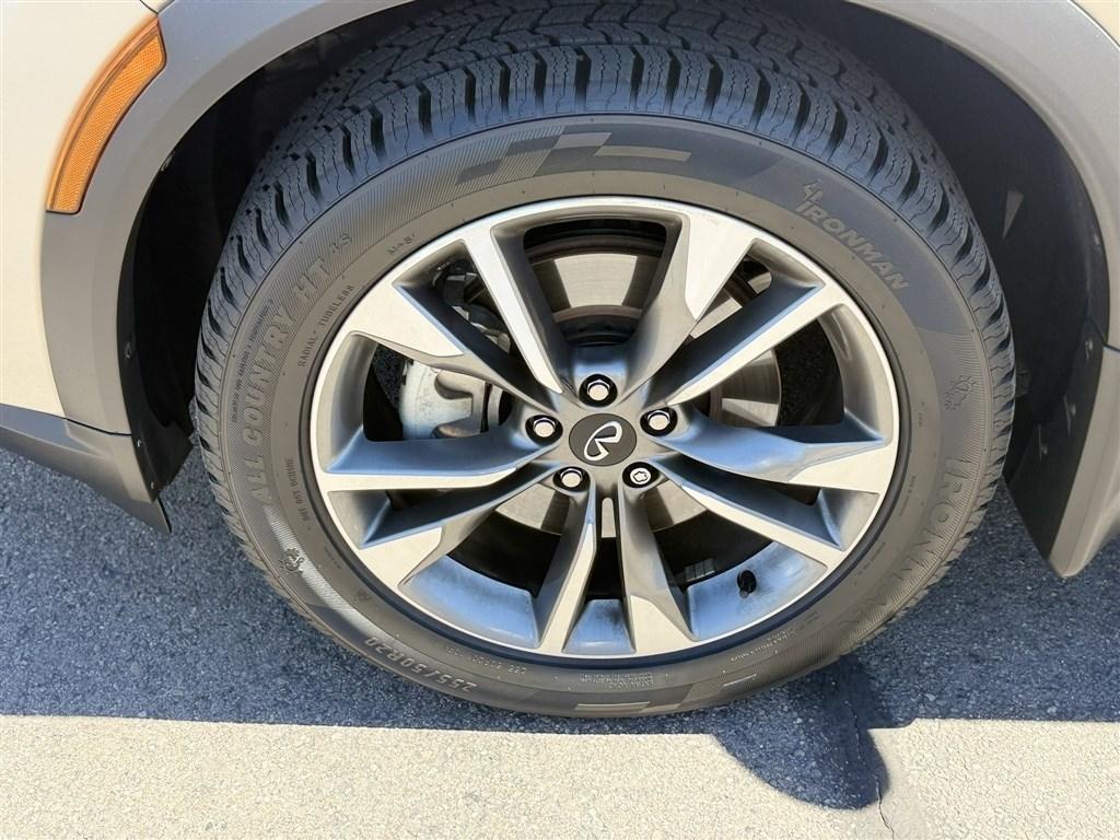 Infiniti QX60 LUXE AWD 2023