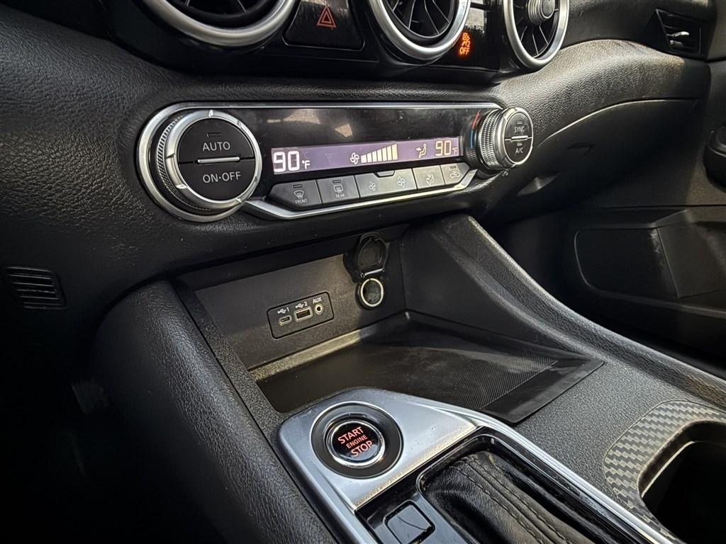 Nissan Sentra SV CVT 2021
