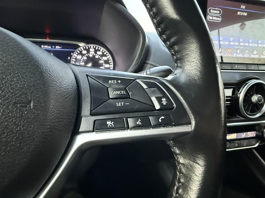 Nissan Sentra SV CVT 2021