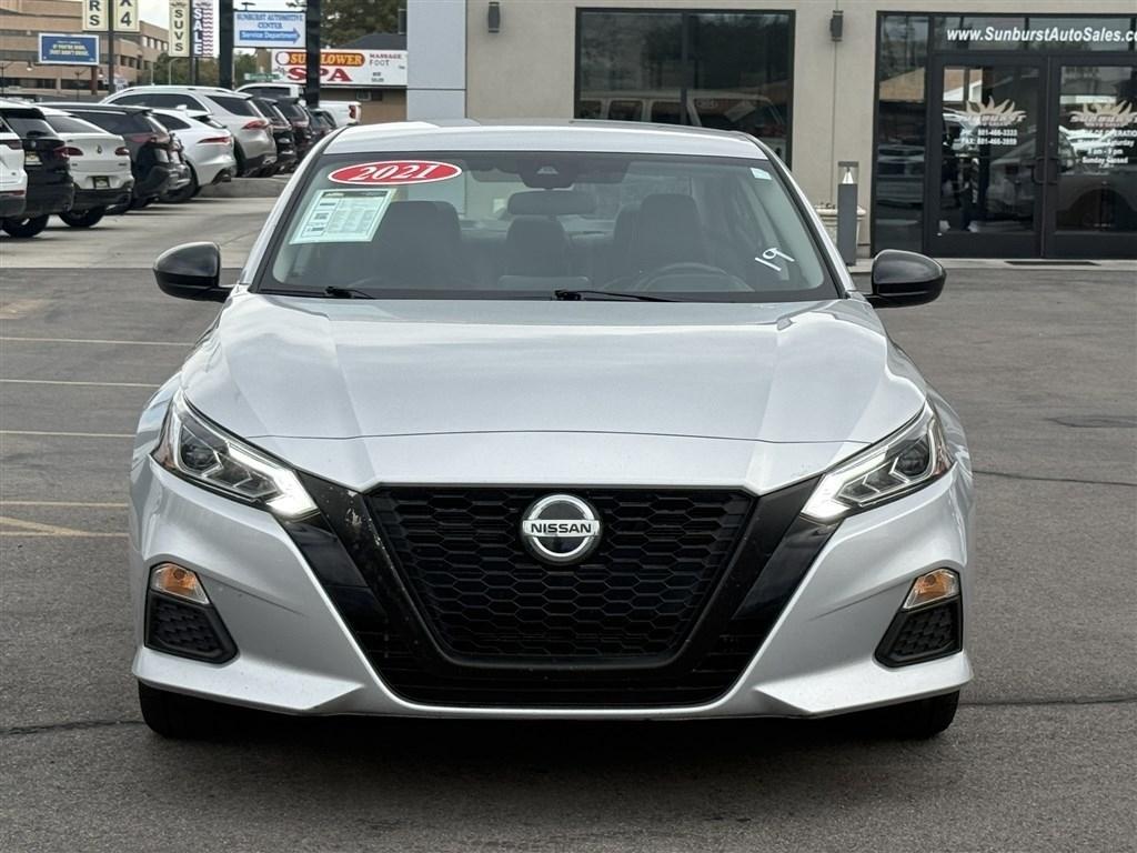 Nissan Altima 2.5 SR 2021