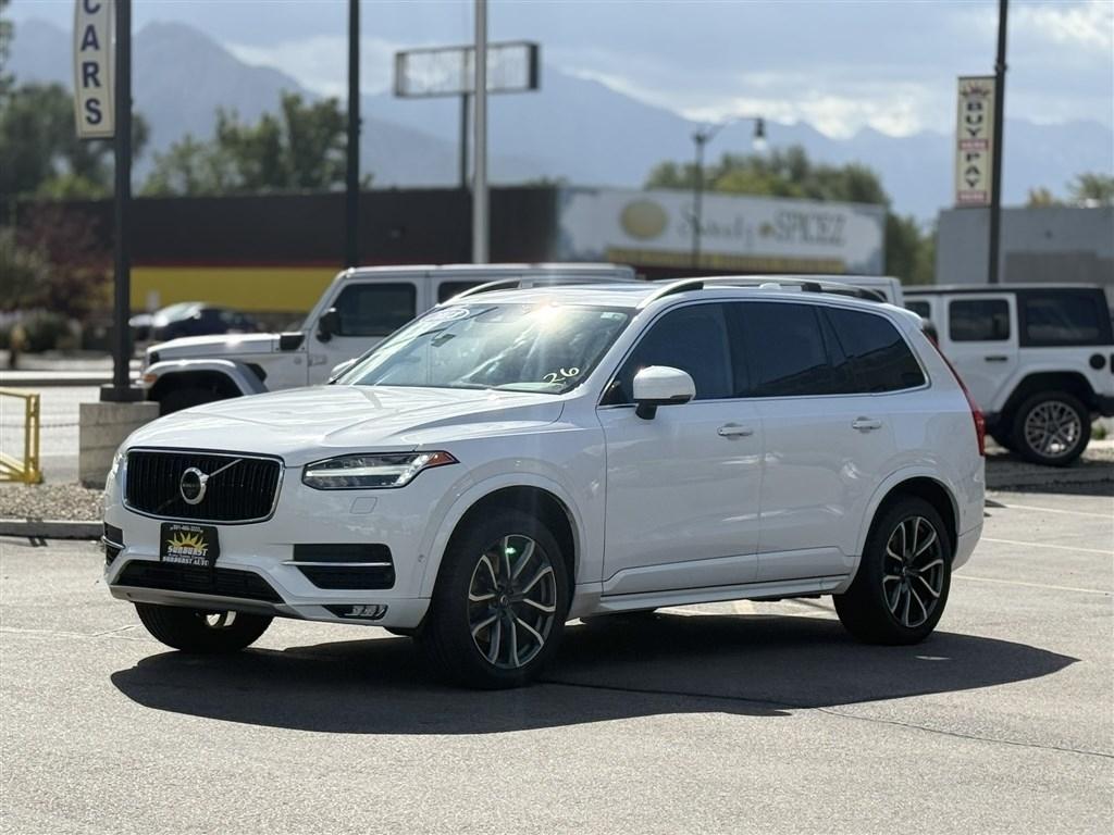Volvo XC90 T6 AWD 7-Passenger Momentum 2018