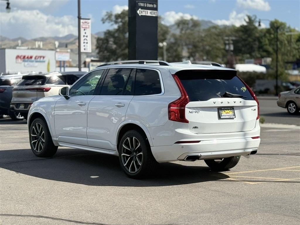 Volvo XC90 T6 AWD 7-Passenger Momentum 2018