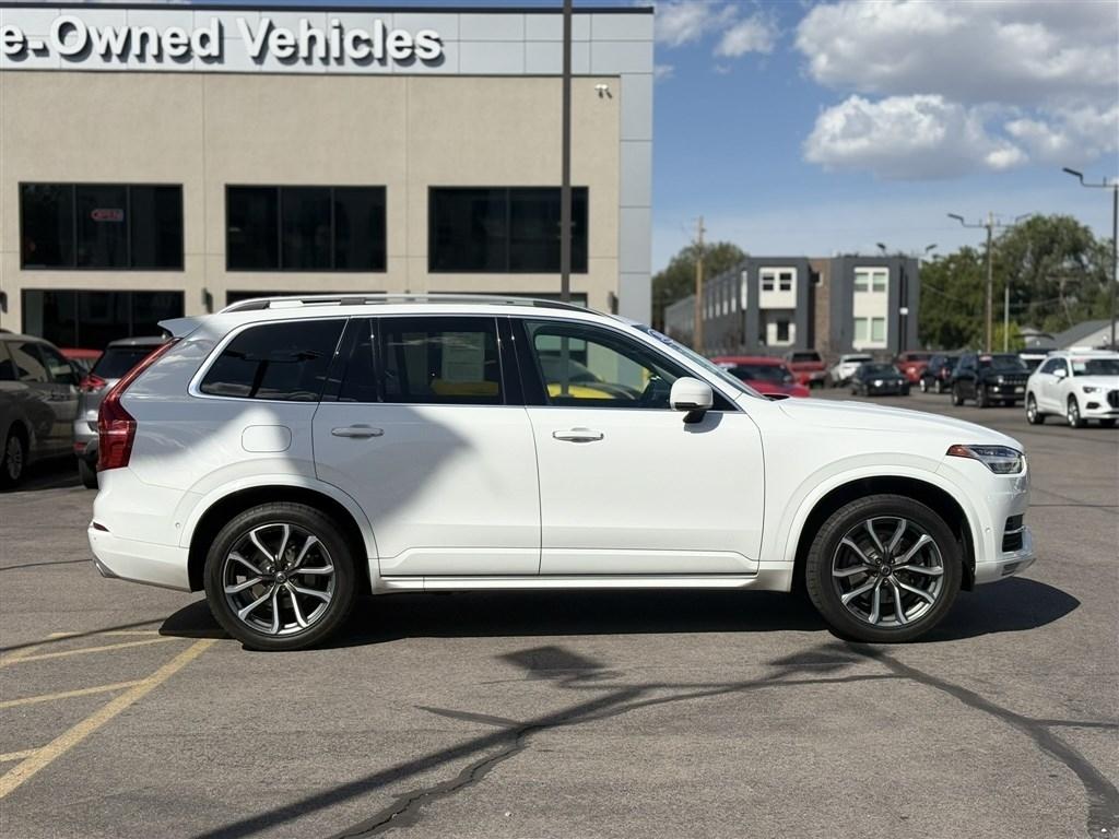 Volvo XC90 T6 AWD 7-Passenger Momentum 2018