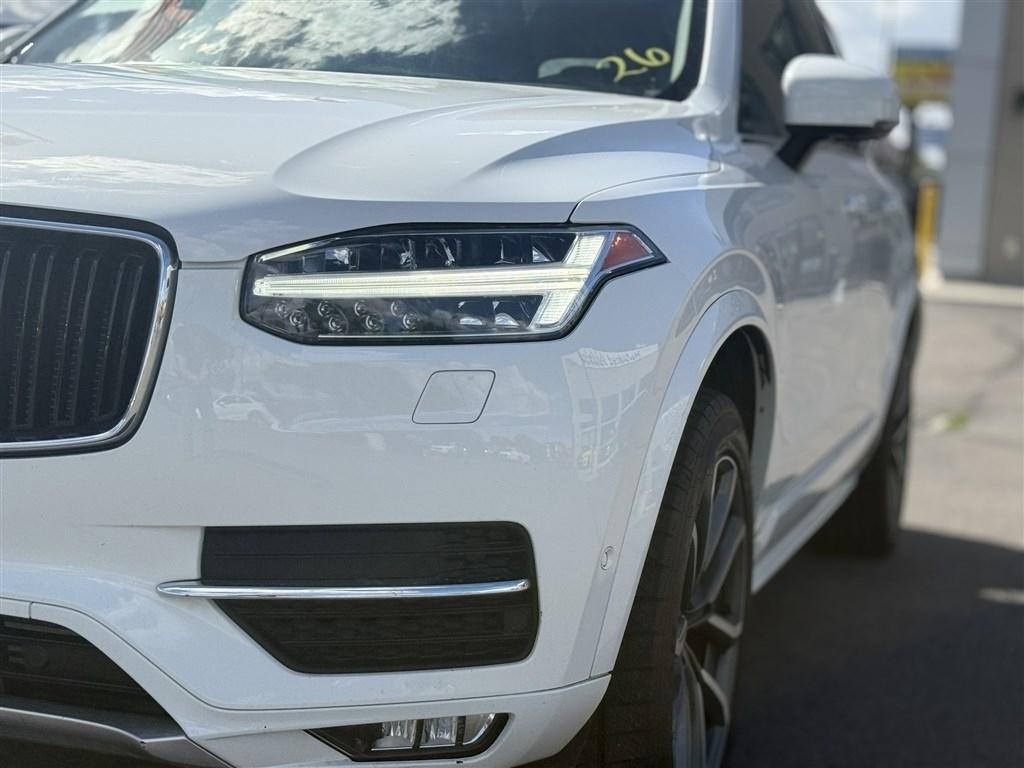 Volvo XC90 T6 AWD 7-Passenger Momentum 2018