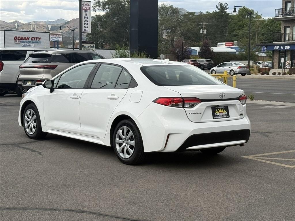 Toyota Corolla LE 2022