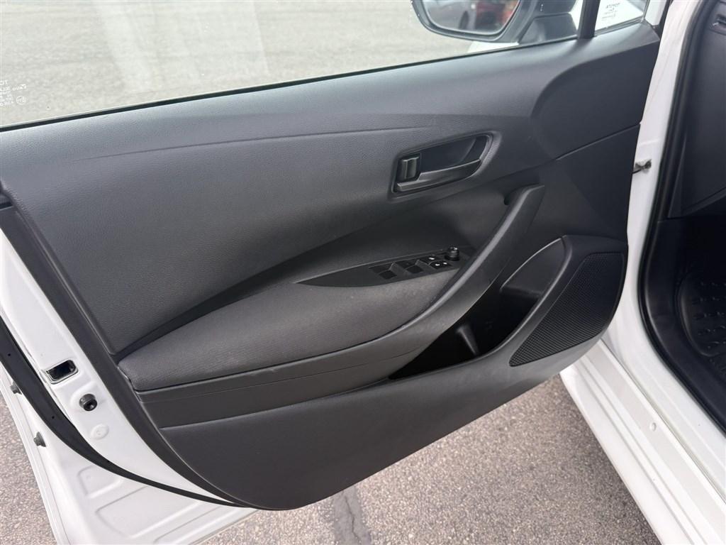Toyota Corolla LE 2022