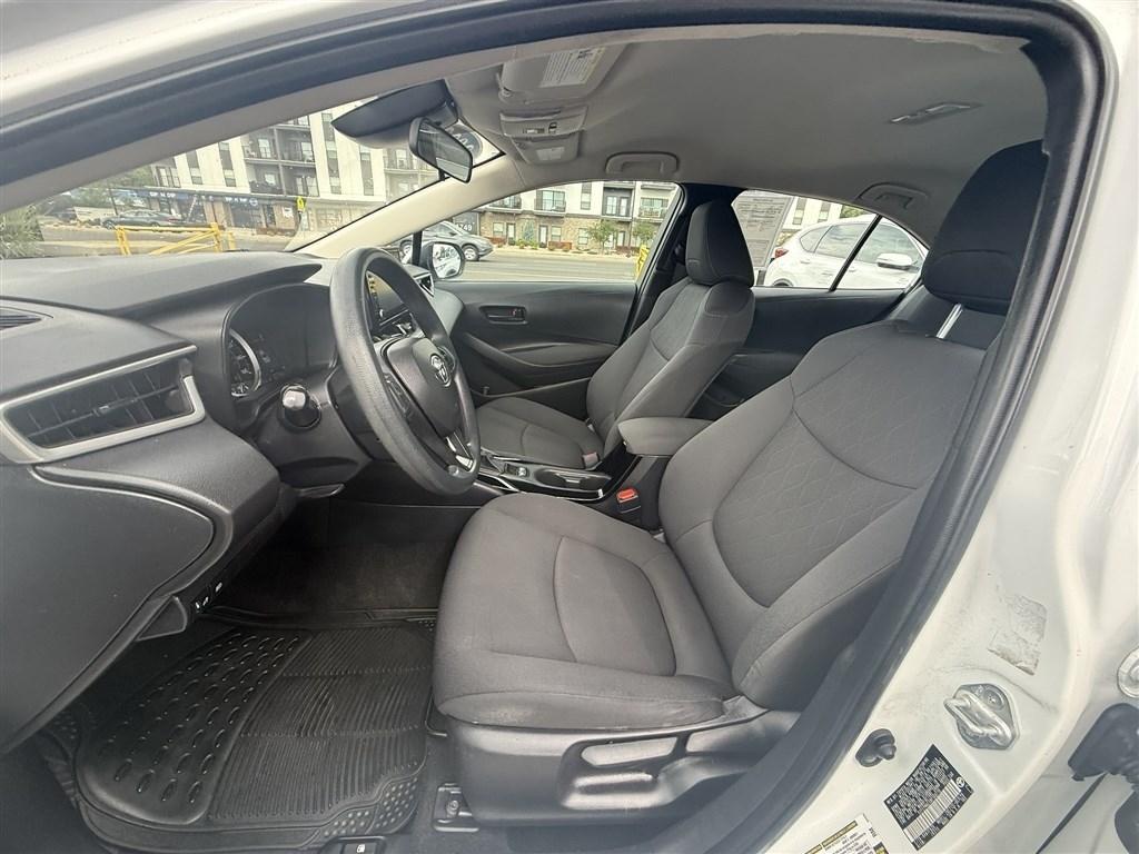 Toyota Corolla LE 2022