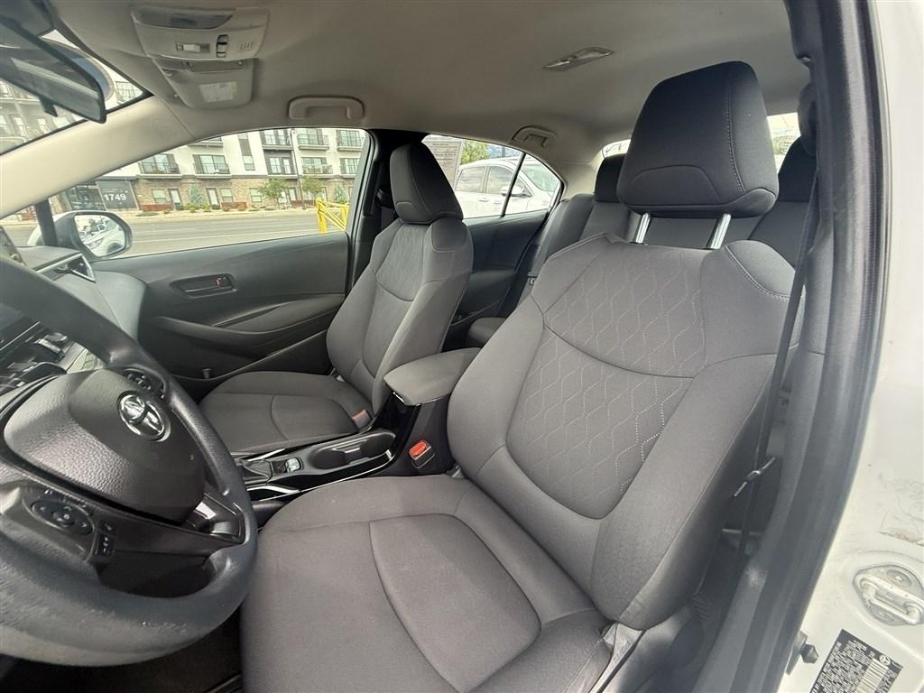 Toyota Corolla LE 2022