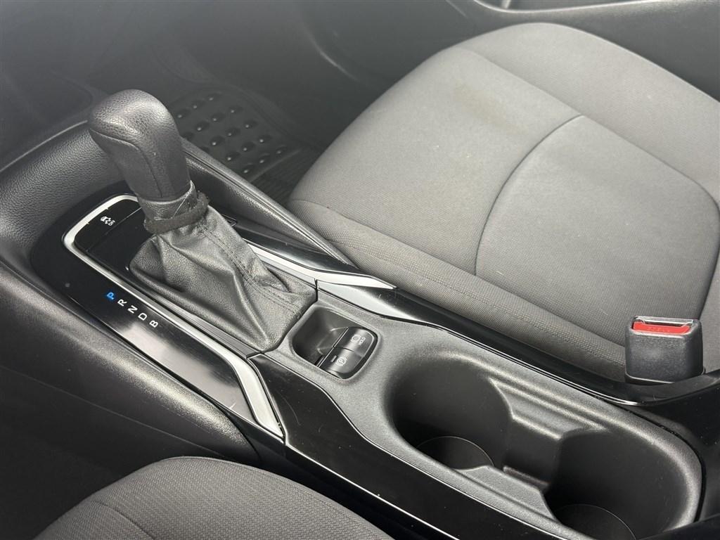 Toyota Corolla LE 2022