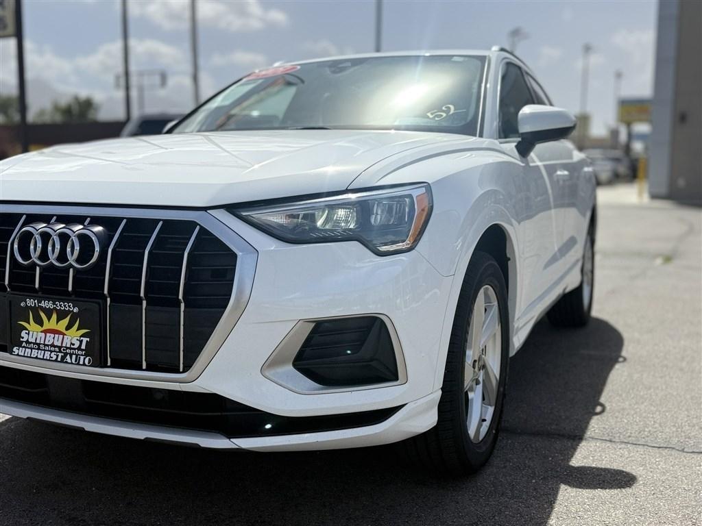 Audi Q3 Premium 40 TFSI quattro 2021