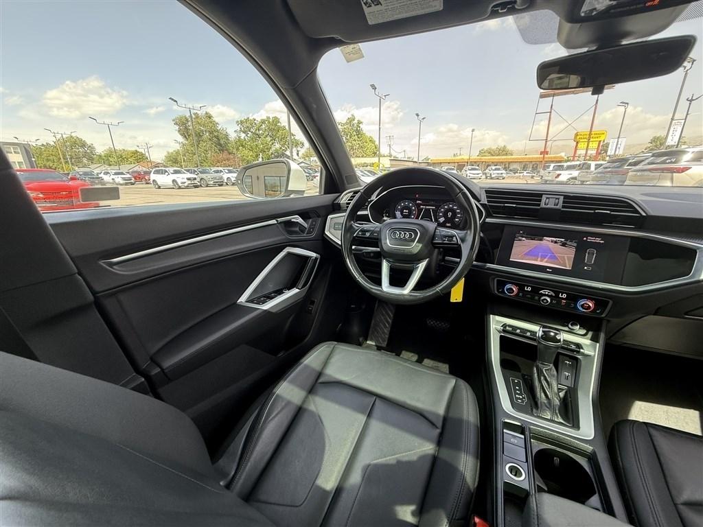 Audi Q3 Premium 40 TFSI quattro 2021